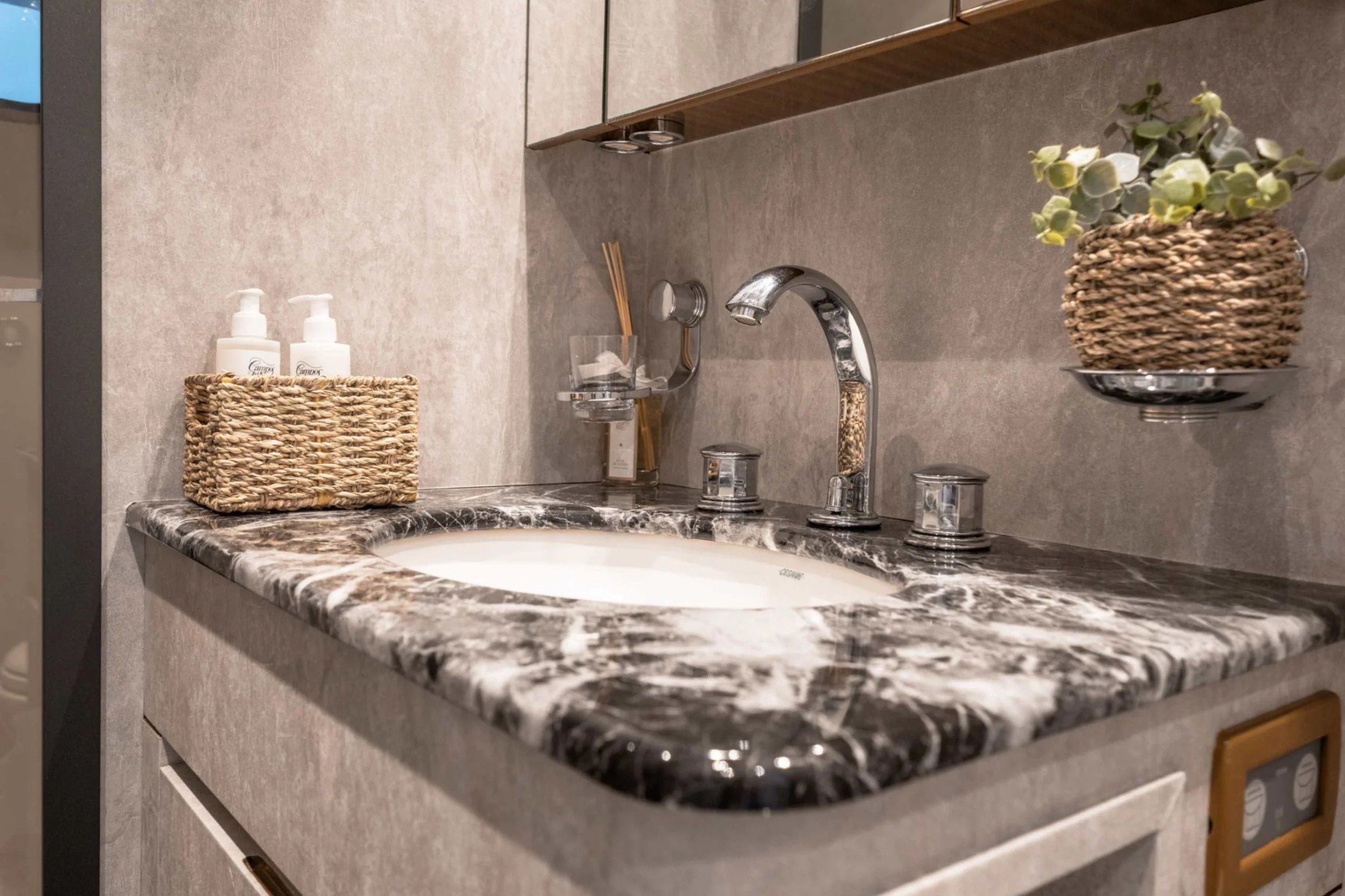 Leopard 102 | Dark Knight