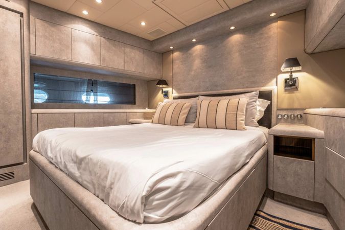 Leopard 102 | Dark Knight