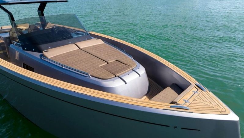 Pardo 43 | Intouchables