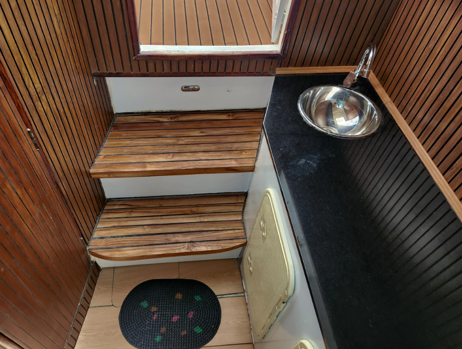 Custom Built 36 | Majestic 2