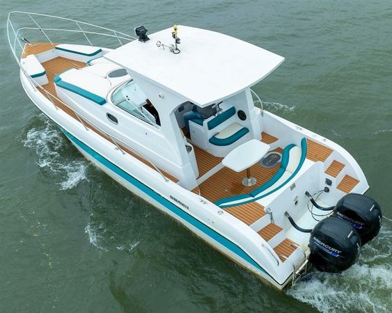 Custom Built 36 | Majestic 2