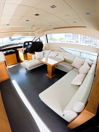 Pershing 64 | Wind
