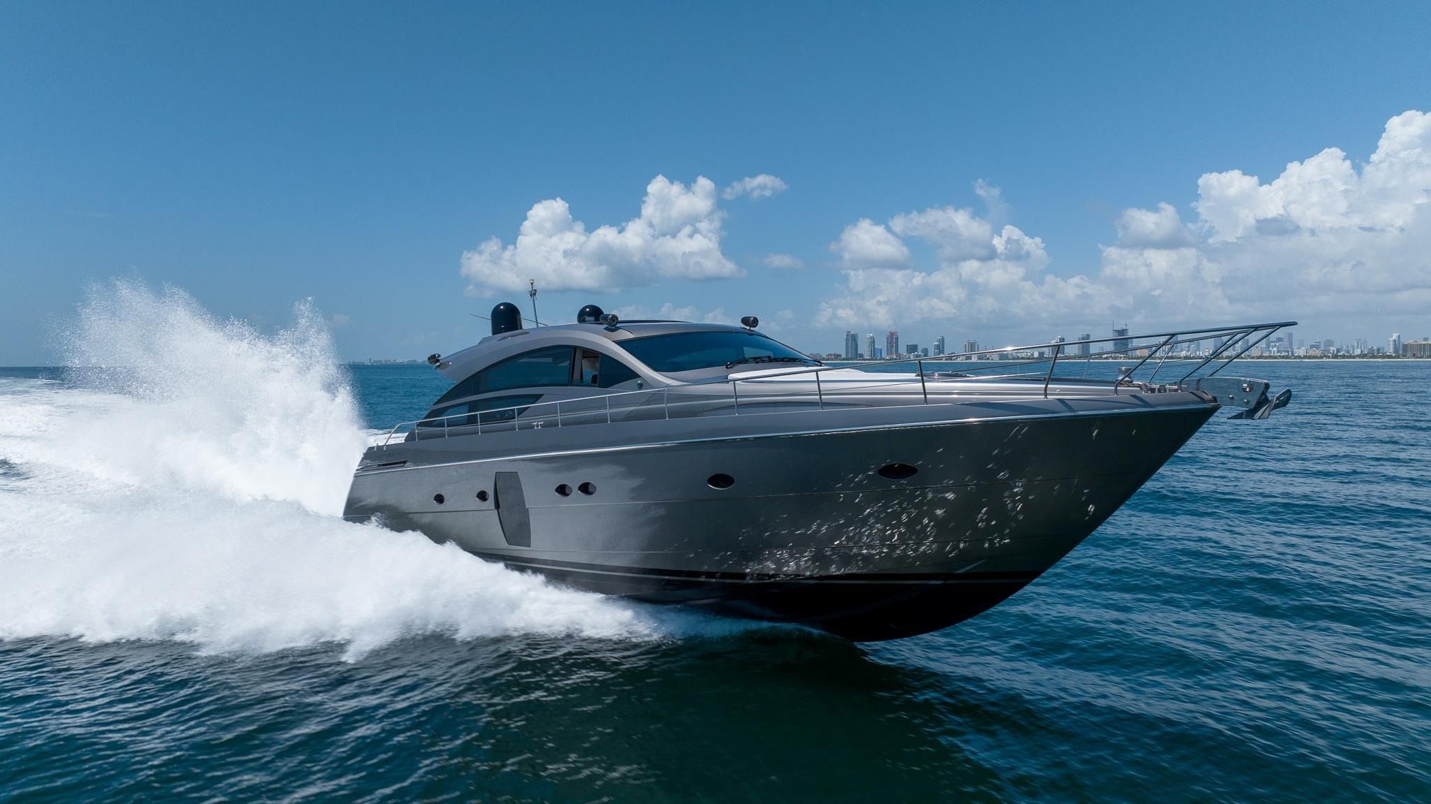 Pershing 64 | Wind