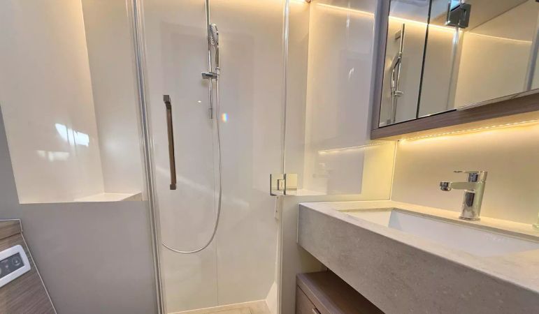 Lagoon 55 | Star Link