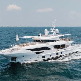 Benetti Delfino 93 | Bella Vita