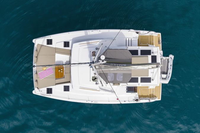 Bali 4.6 | Azurea