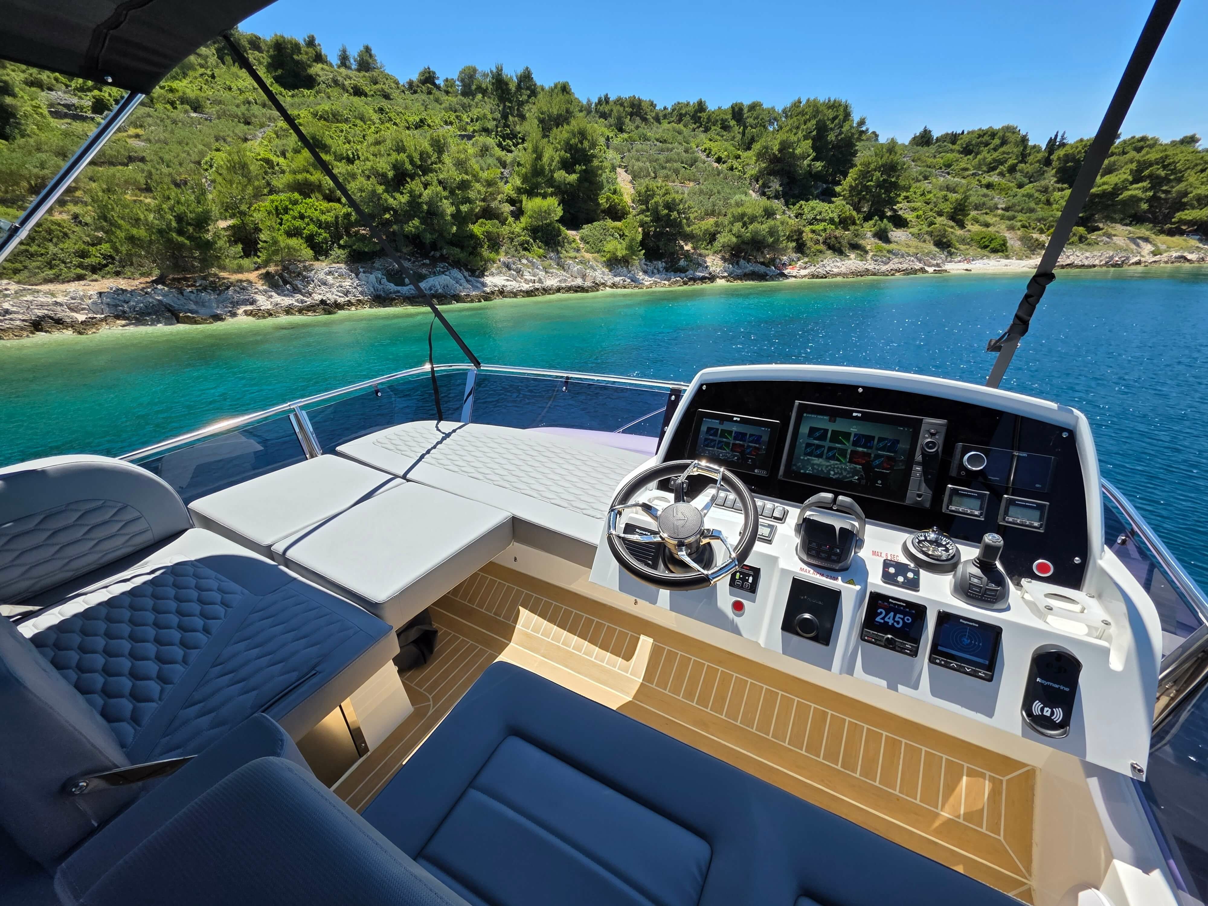 Sealine F430 | Tireless Too
