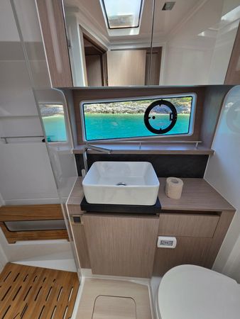 Sealine F430 | Tireless Too