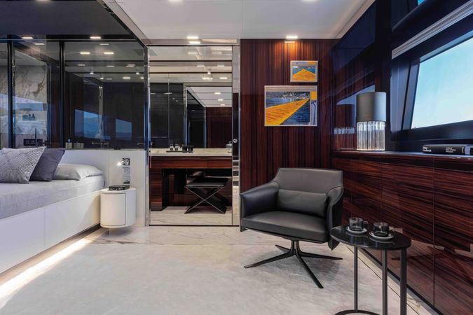 Riva 88 Folgore | Grey Shark