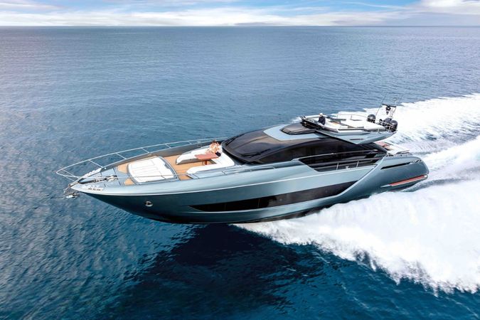 Riva 88 Folgore | Grey Shark