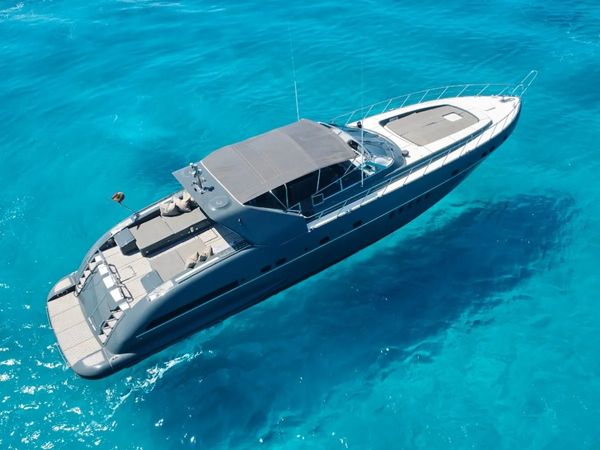 Mangusta 80 | Happy Hour