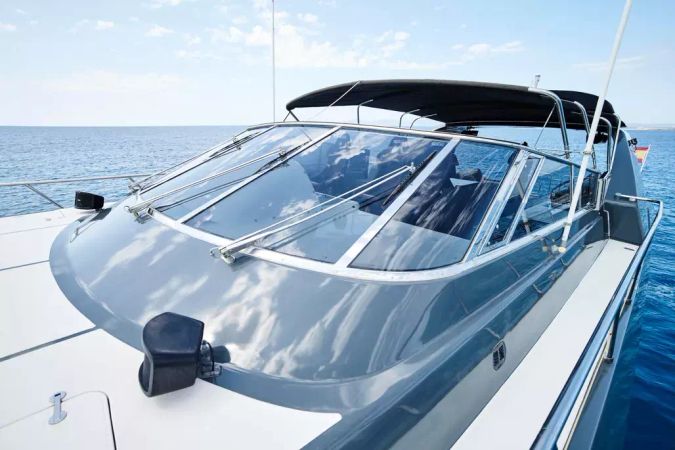 Mangusta 80 | Happy Hour