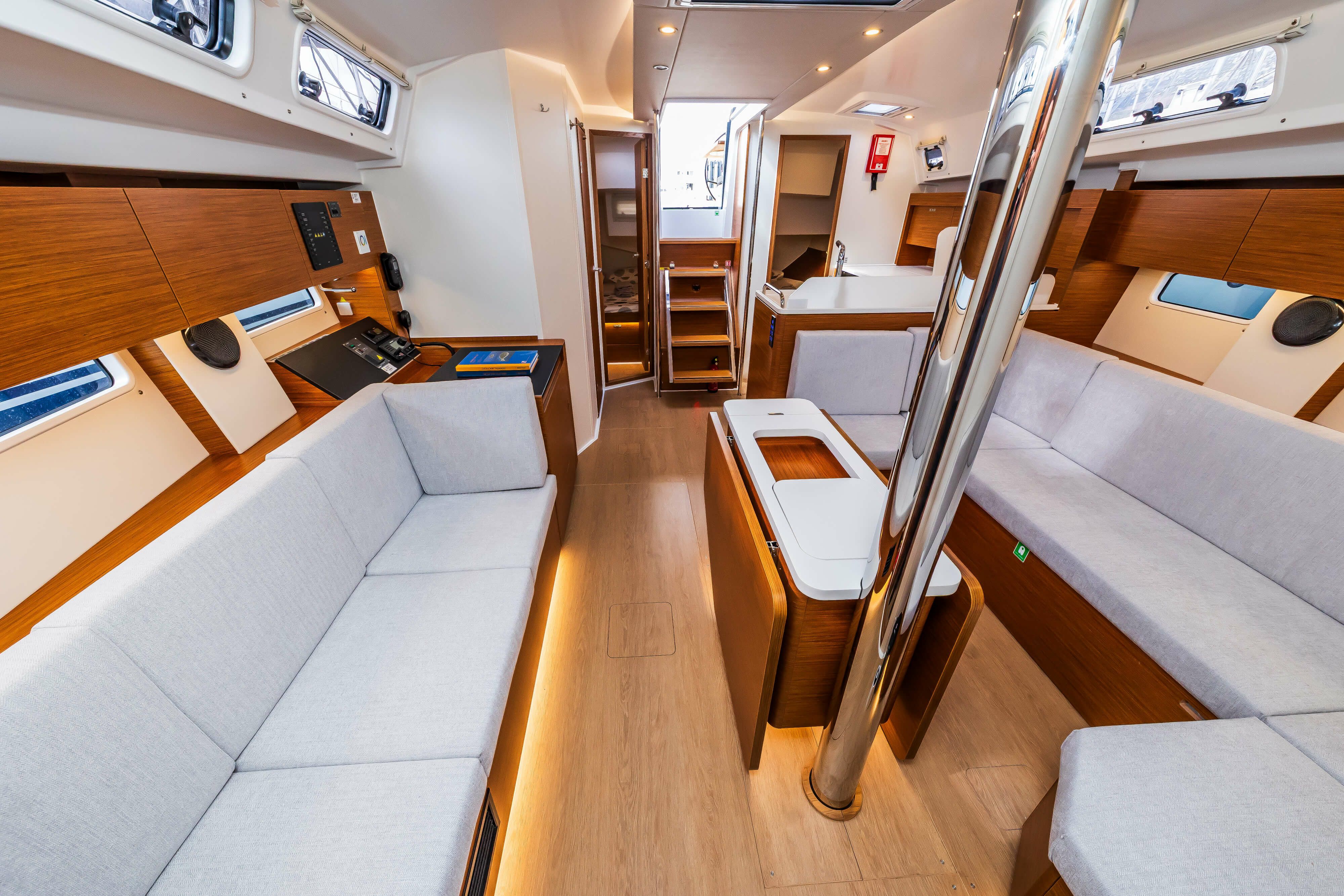 Hanse 410 | Spark