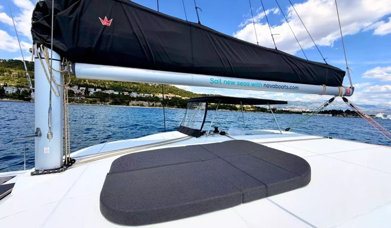 Lagoon 38 | Coral