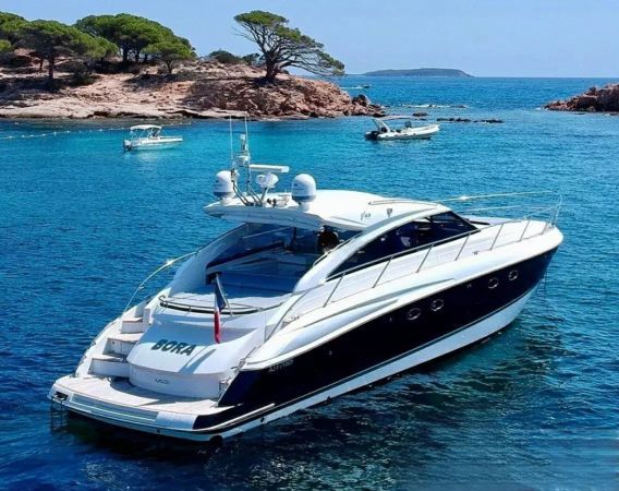 Princess V53 | Bora
