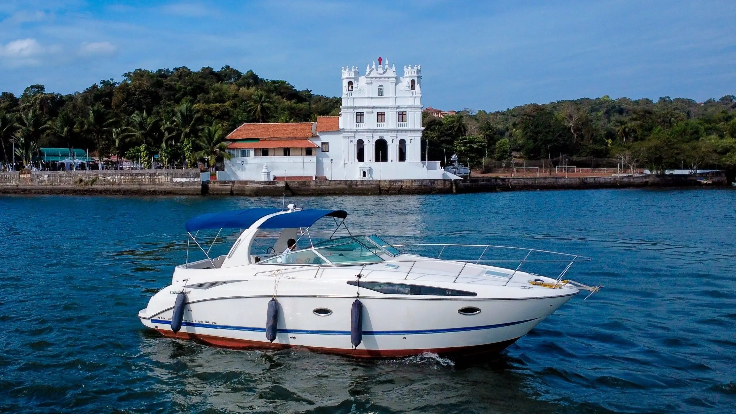 Custom Built 35 | M. L. Funliner