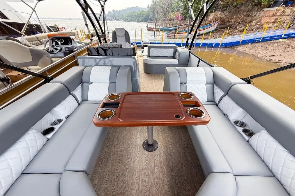 Custom Built 24 | Mandovi Lounge