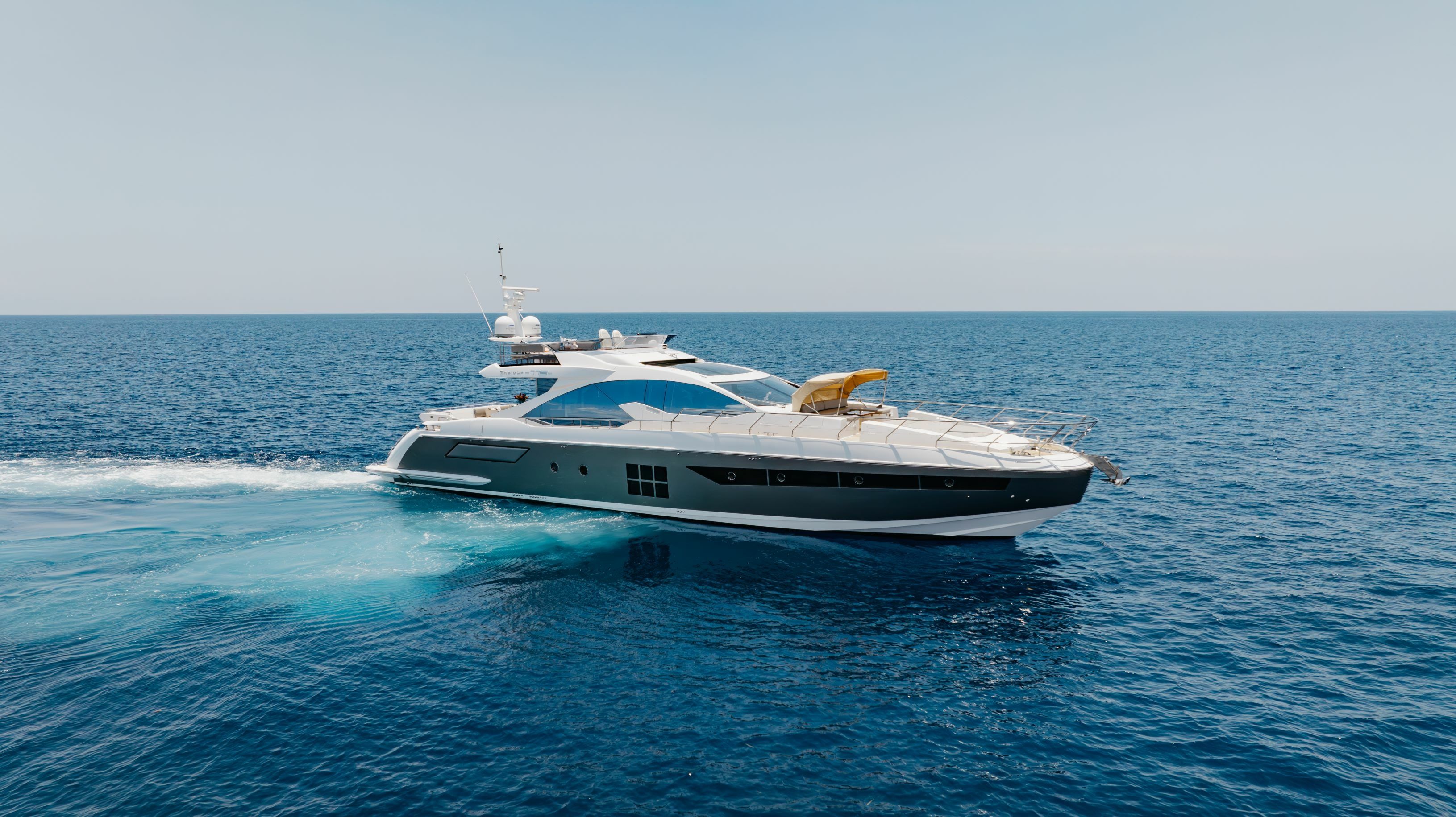 Azimut 77S | High Maintenance