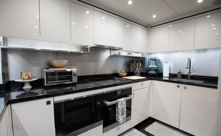 Sunseeker 95 | Mirracle