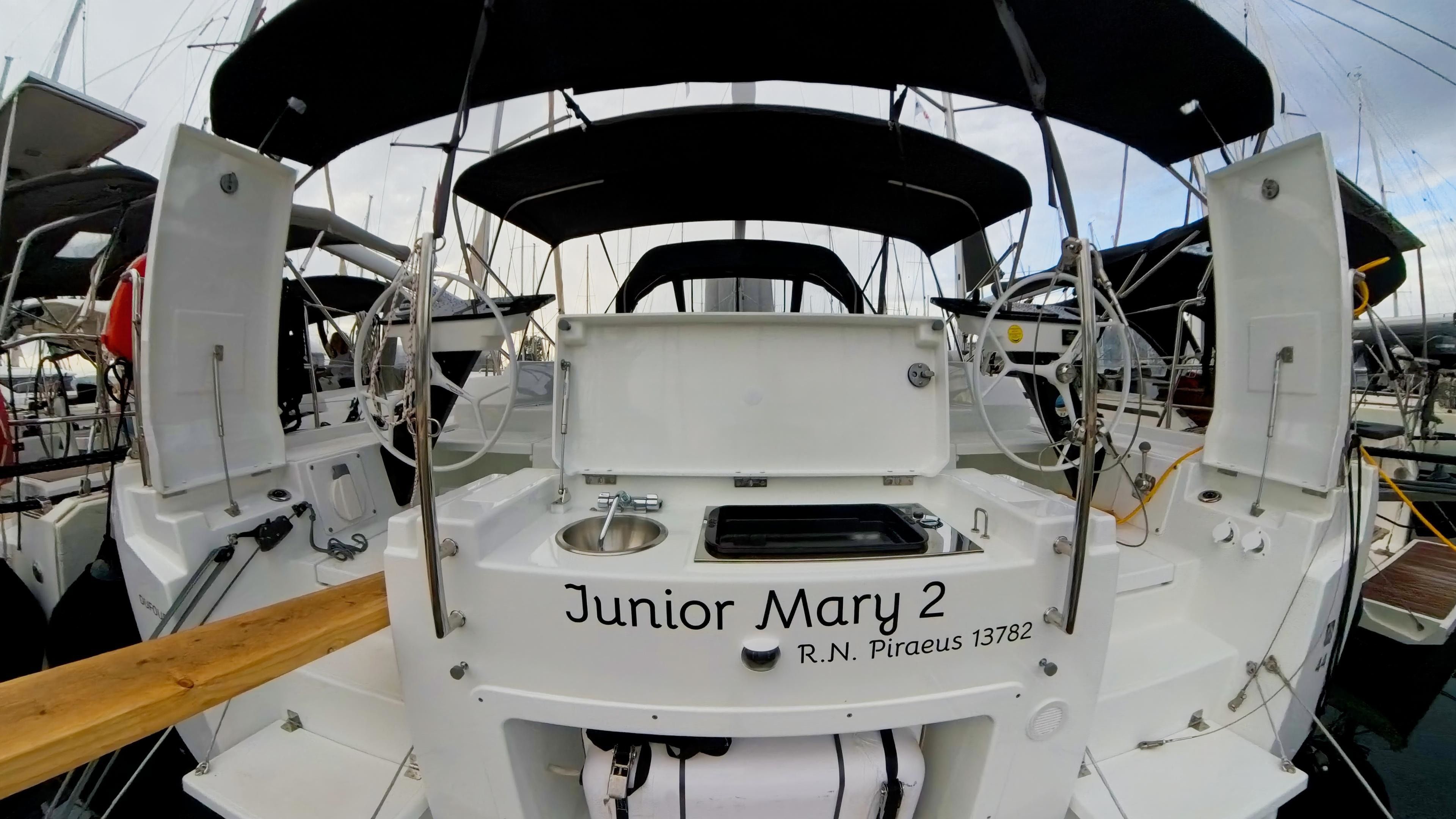 Dufour 44 | Junior Mary 2