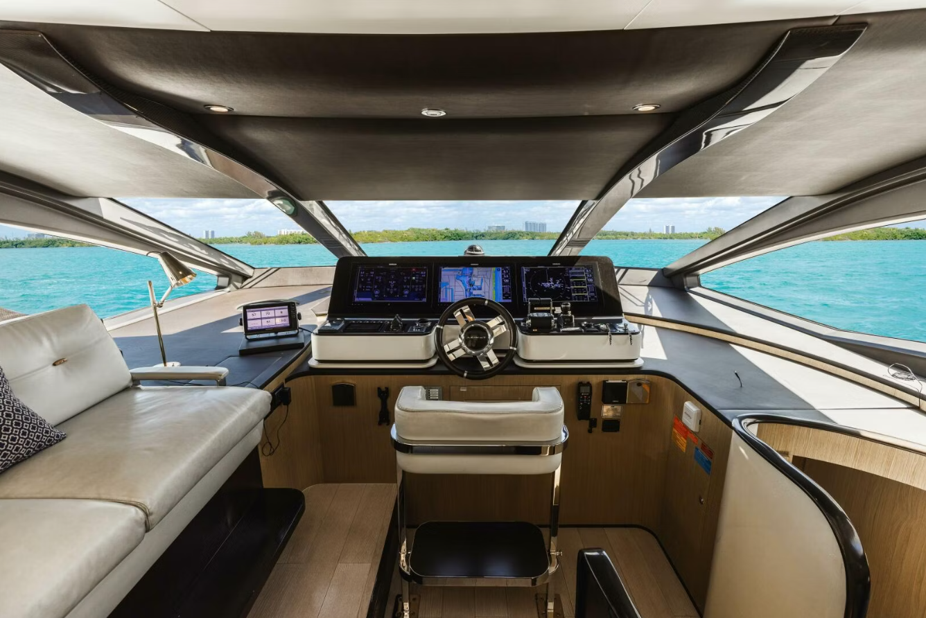 Azimut Grande 27 | Majestic Moments