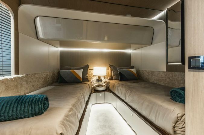 Azimut Grande 27 | Majestic Moments