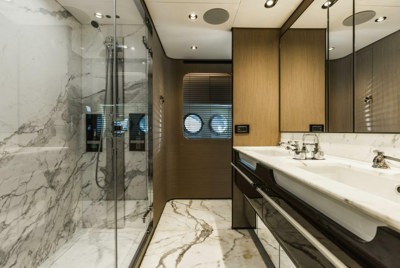 Azimut Grande 27 | Majestic Moments