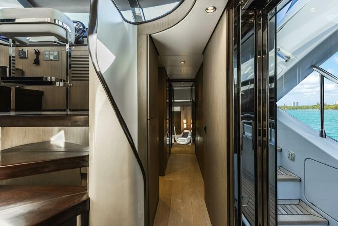 Azimut Grande 27 | Majestic Moments