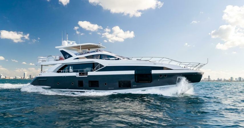 Azimut Grande 27 | Majestic Moments
