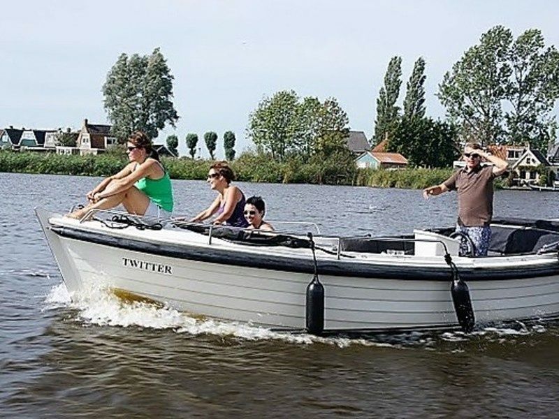 River Cruise 23 | Twitter