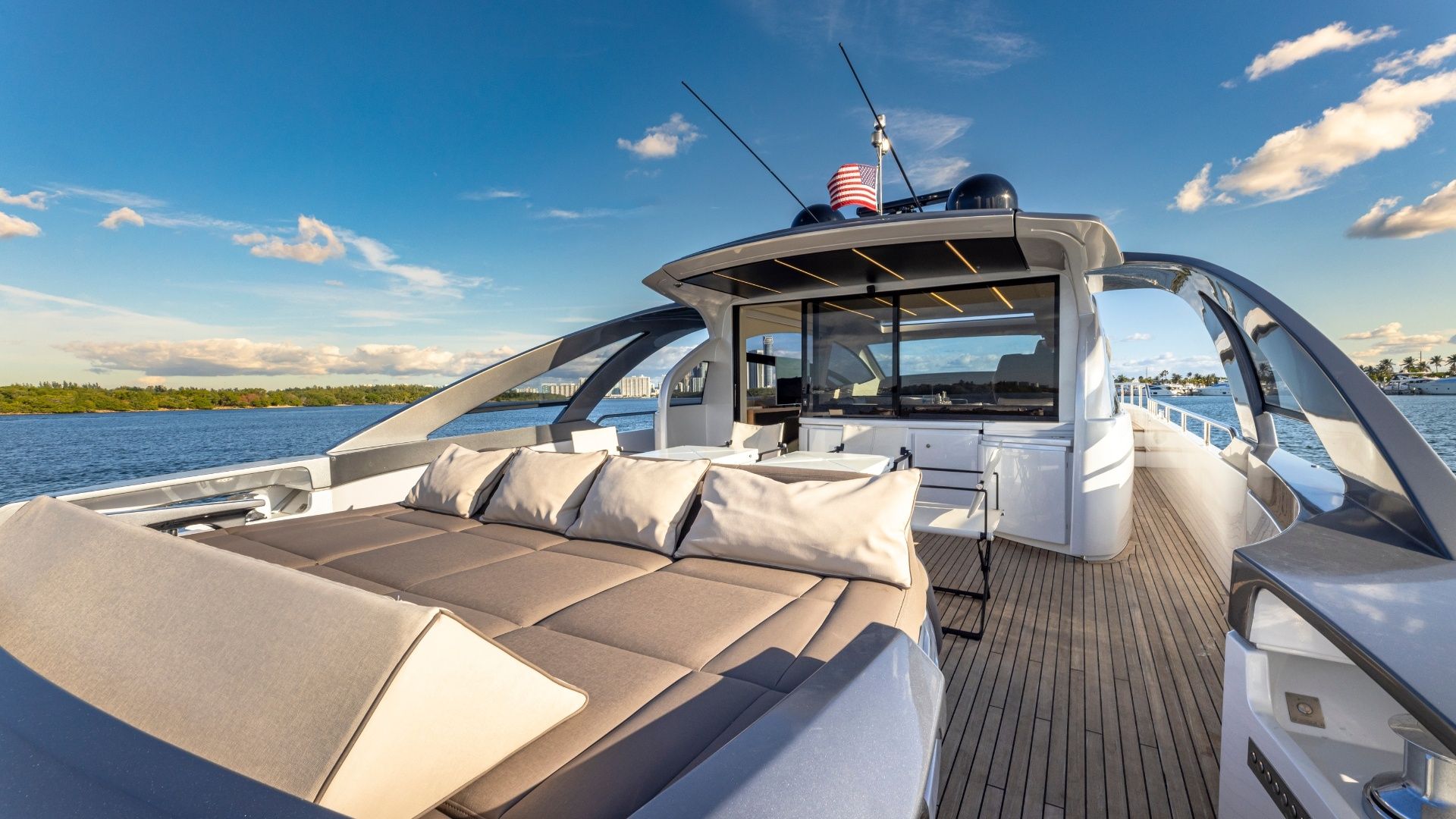 Pershing 70 | Sans Souci 8