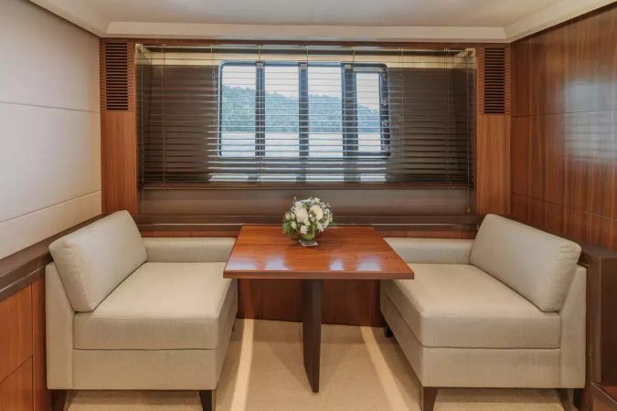 Princess V78 | W.J.Lip