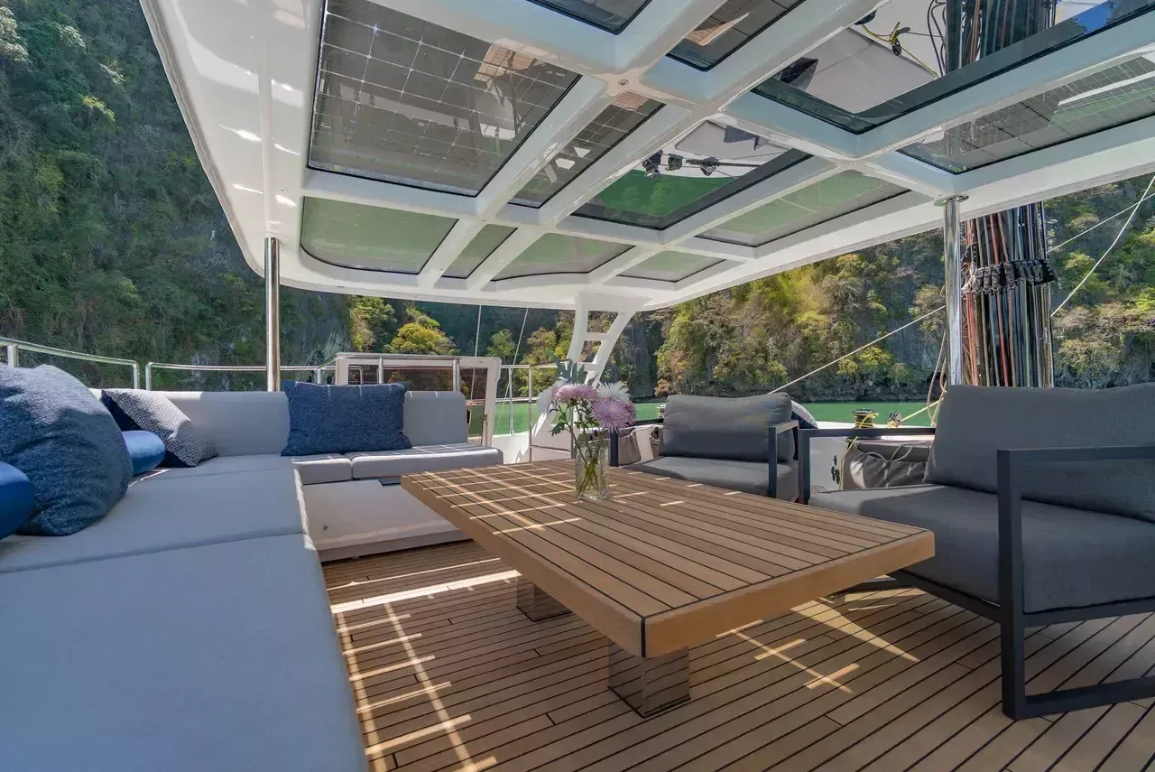 Sunreef 60 | E-motion