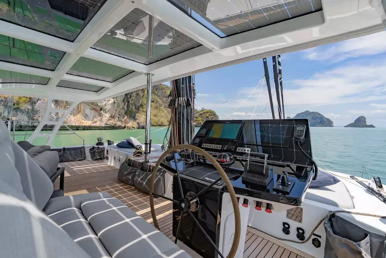 Sunreef 60 | E-motion