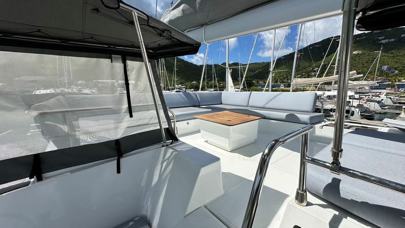 Fountaine Pajot Aura 51 | Valkyrie