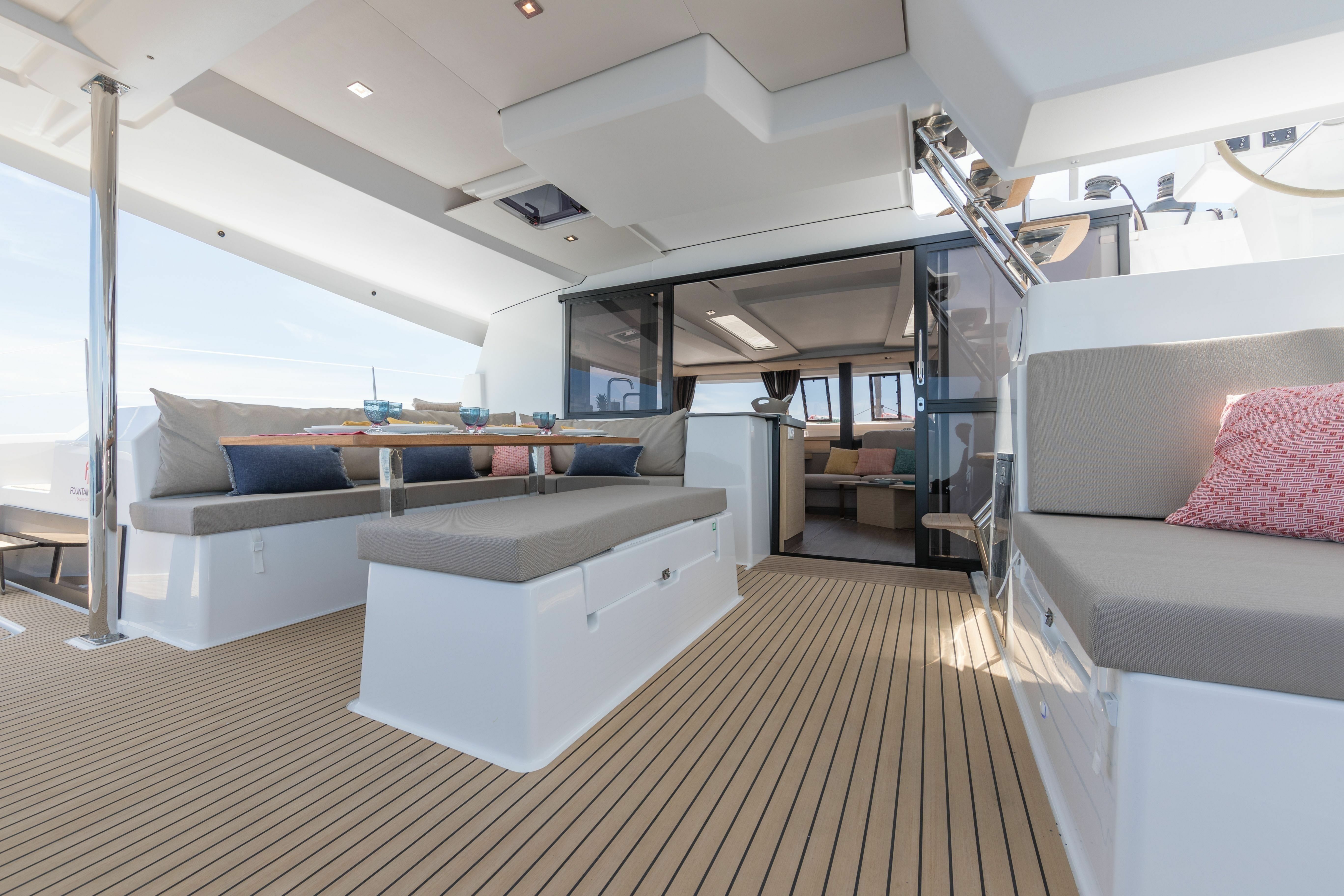 Fountaine Pajot Tanna 47 | Playful