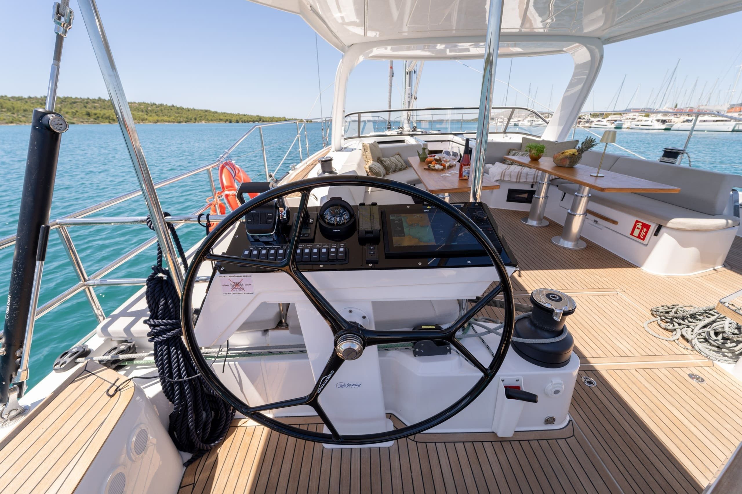 Hanse 590 | Art H