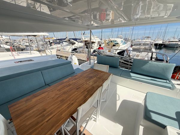 Lagoon 43 | Azzurra