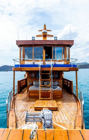 Custom Built Phinisi | La Unua