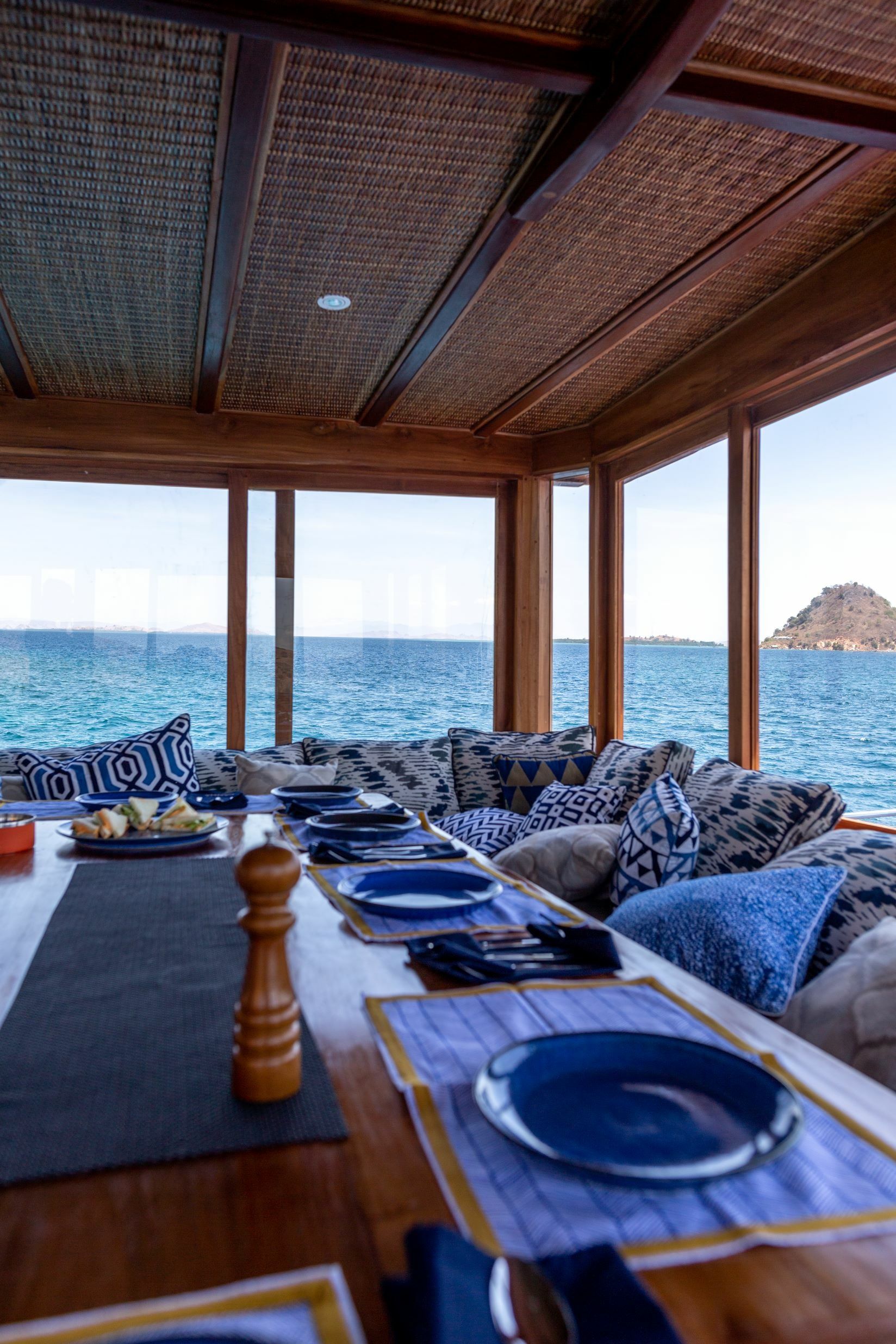 Custom Built Phinisi | La Unua