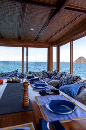 Custom Built Phinisi | La Unua