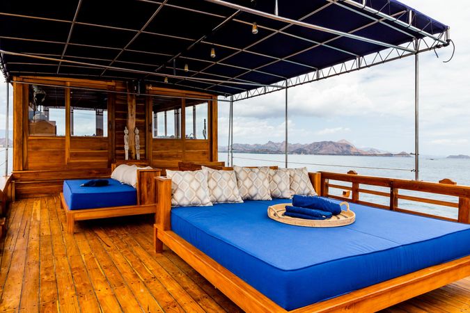 Custom Built Phinisi | La Unua