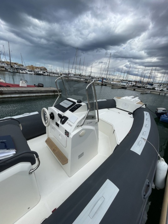 Capelli Tempest 775 | Enzo 8