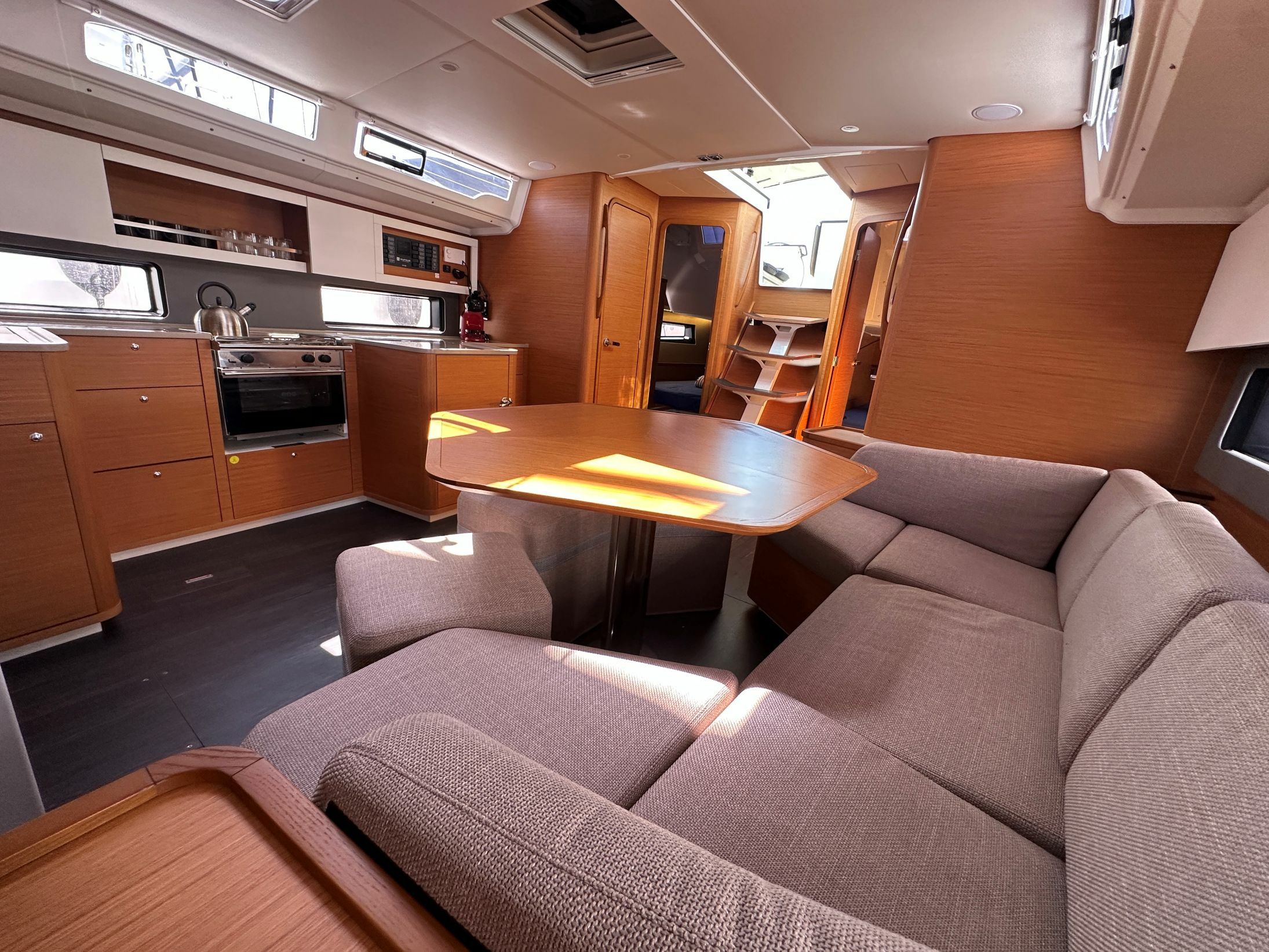 Dufour 44 | Gimme! Gimme!