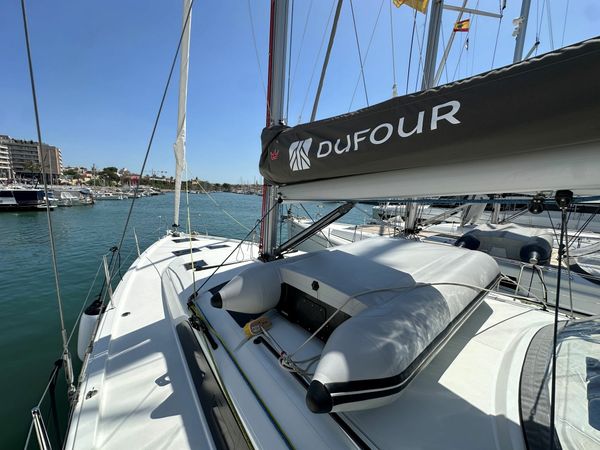 Dufour 44 | Gimme! Gimme!