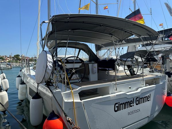 Dufour 44 | Gimme! Gimme!