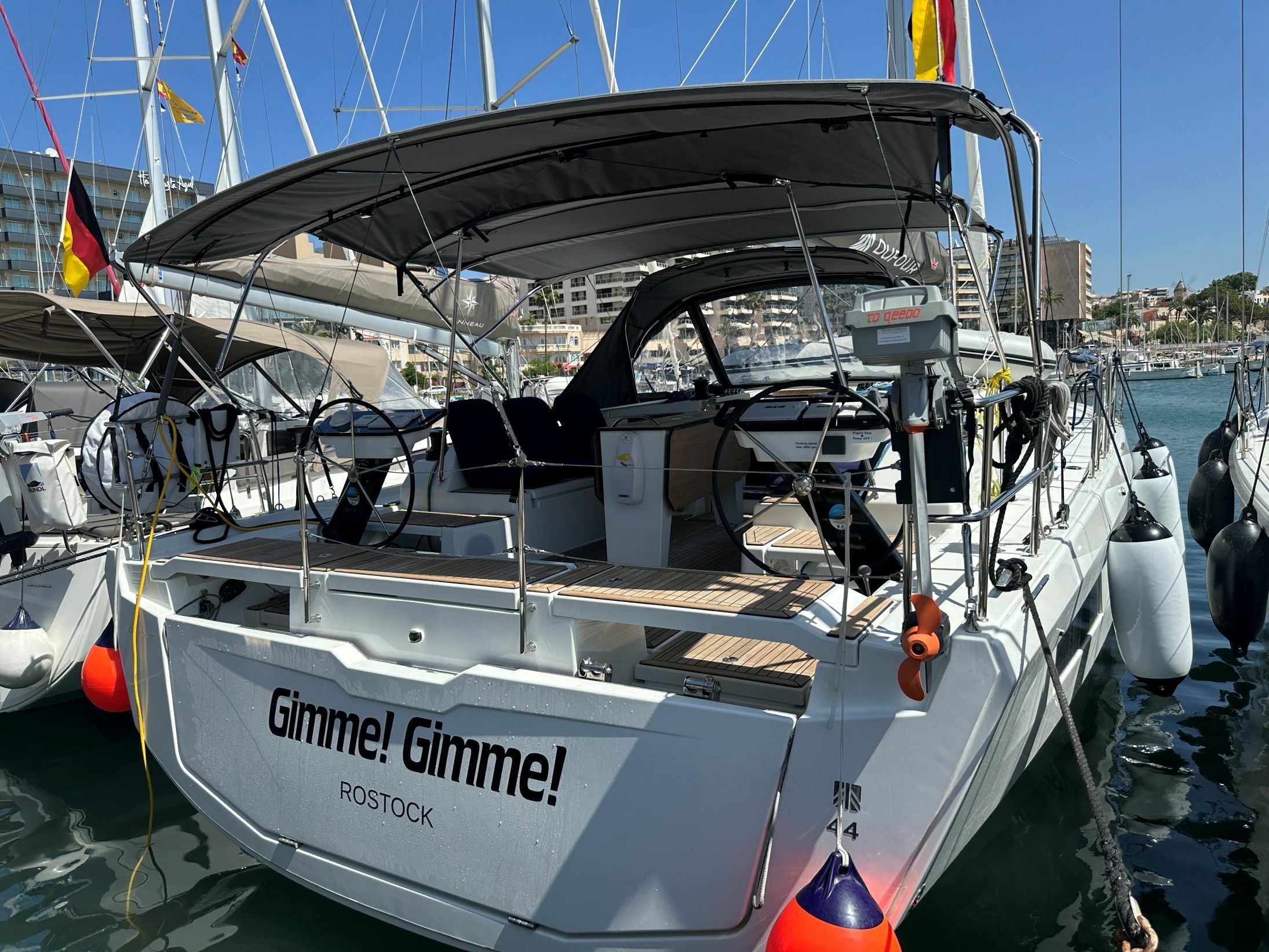Dufour 44 | Gimme! Gimme!