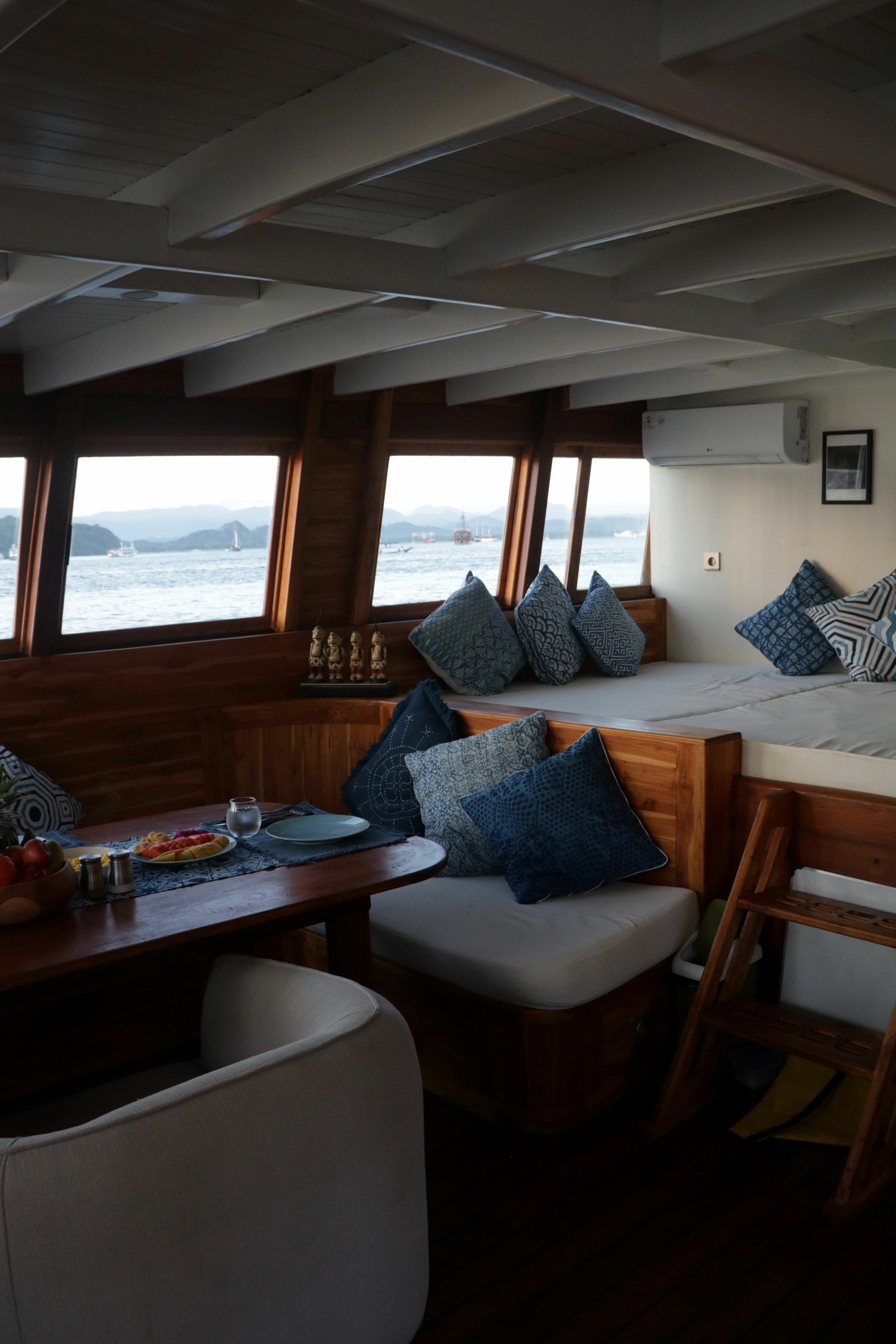 Custom Built Phinisi | Lambo