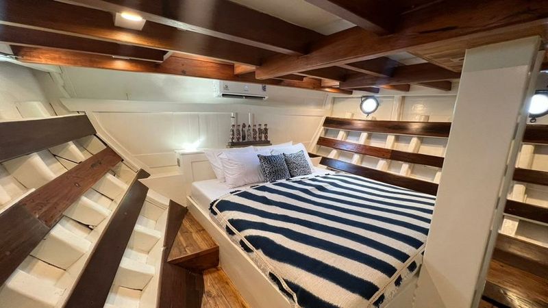 Custom Built Phinisi | Lambo