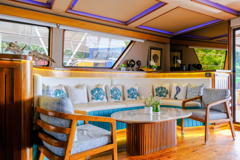 Custom Built 65 | Mi Amor